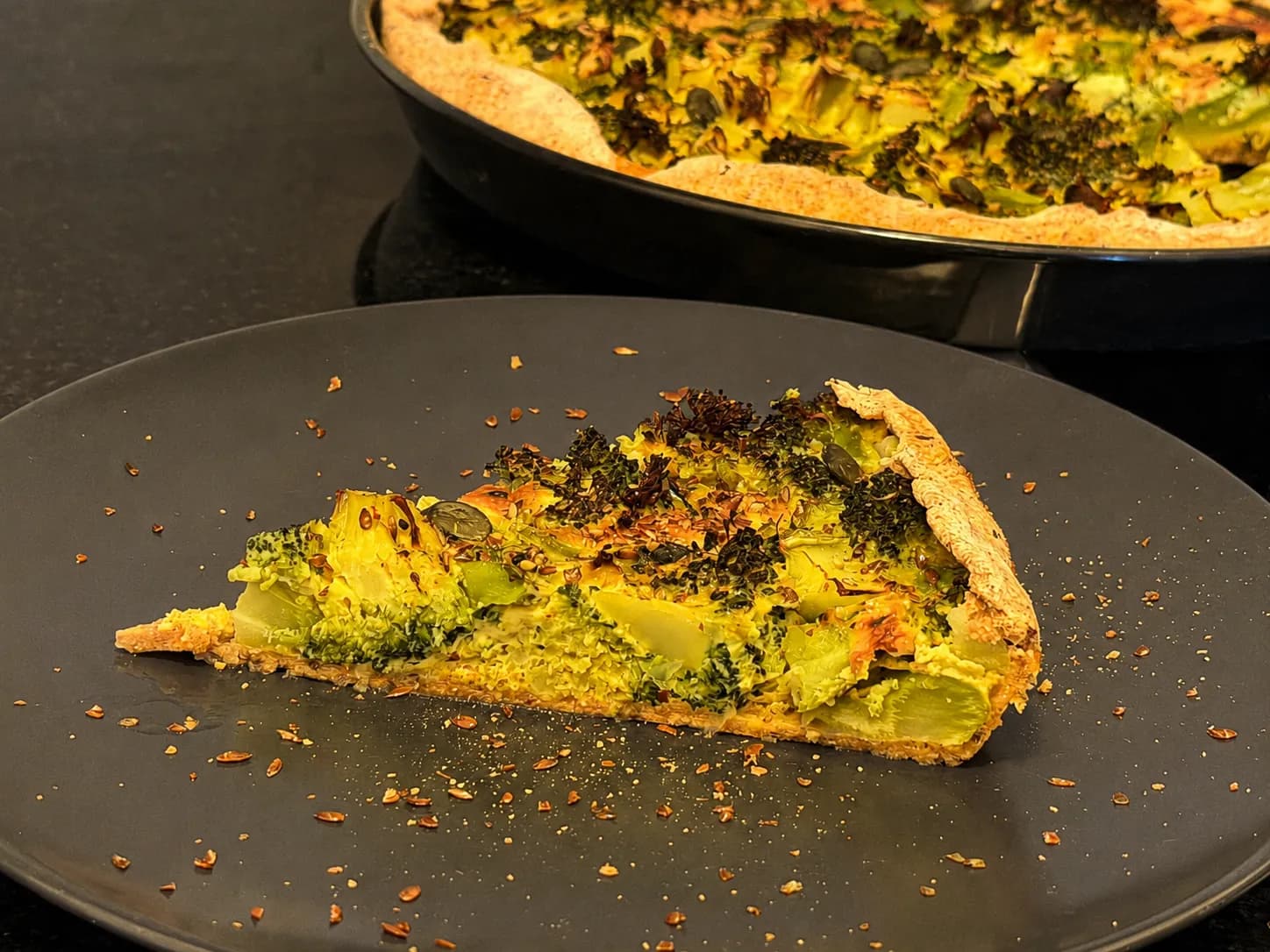 Tarte au brocoli, lait de coco & curry